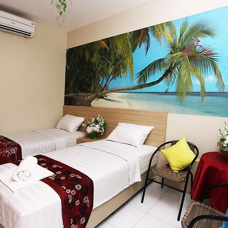 C.Stone Hotel Surabaya Exterior foto